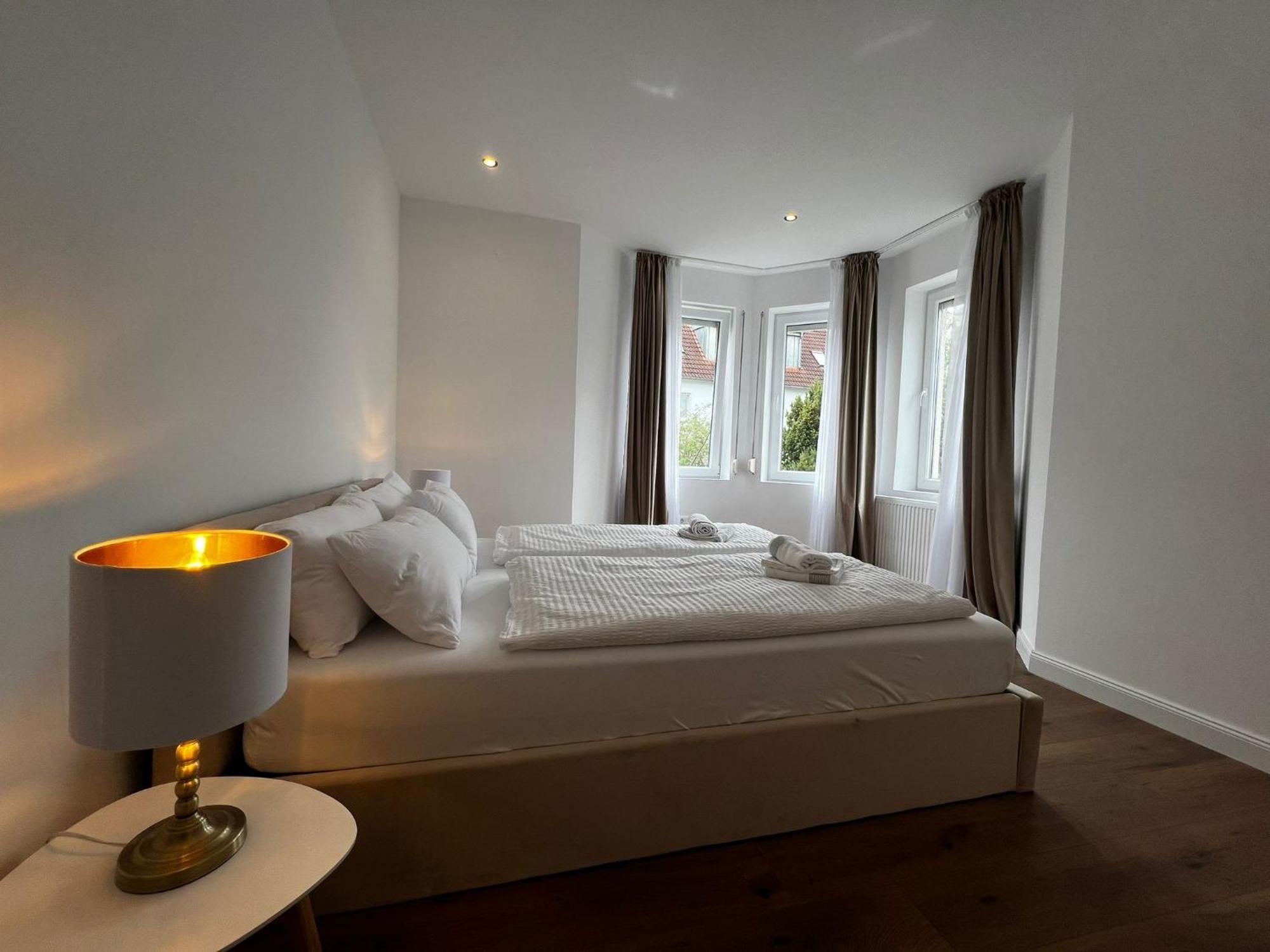 105 Quadratmeter Apartment, Parkplatz, Kinderfreundlich, 6 Personen, Wifi, Vollausgestattete Kueche, Crimmitschau Exteriér fotografie