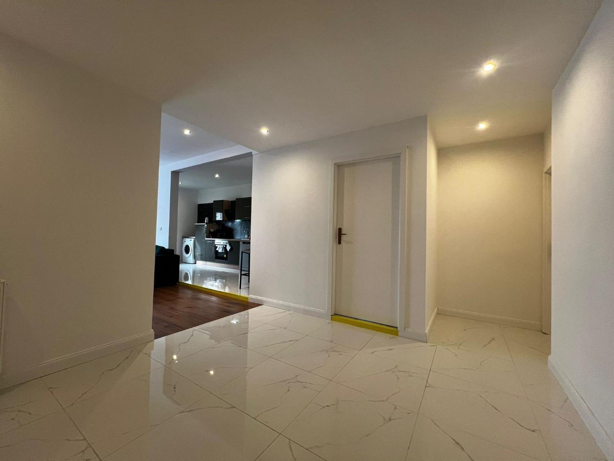 105 Quadratmeter Apartment, Parkplatz, Kinderfreundlich, 6 Personen, Wifi, Vollausgestattete Kueche, Crimmitschau Exteriér fotografie