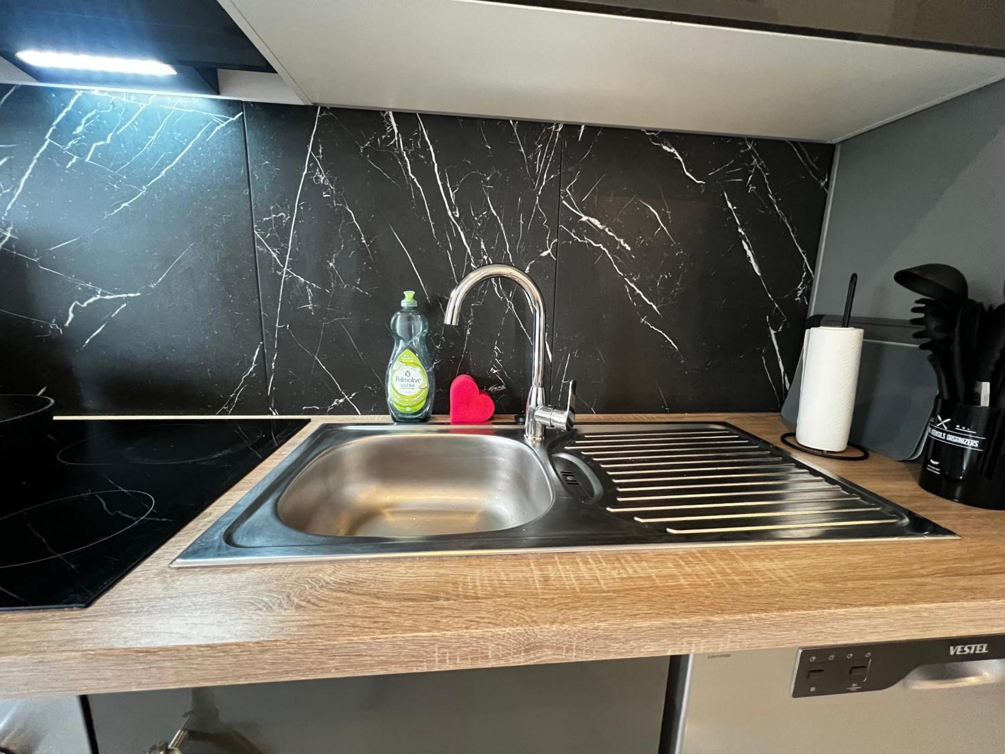 105 Quadratmeter Apartment, Parkplatz, Kinderfreundlich, 6 Personen, Wifi, Vollausgestattete Kueche, Crimmitschau Exteriér fotografie